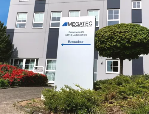 Firmenschild: MEGATEC