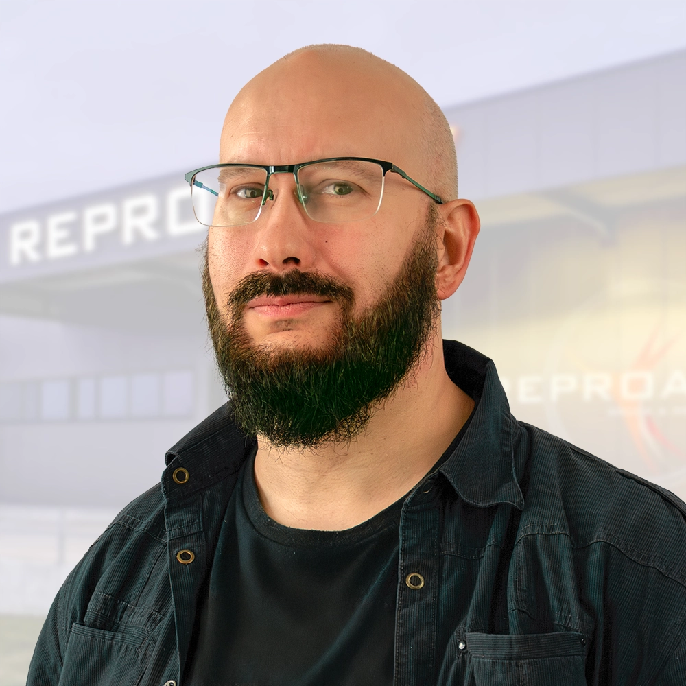 Holger Chruszcz Holger Chruszcz
